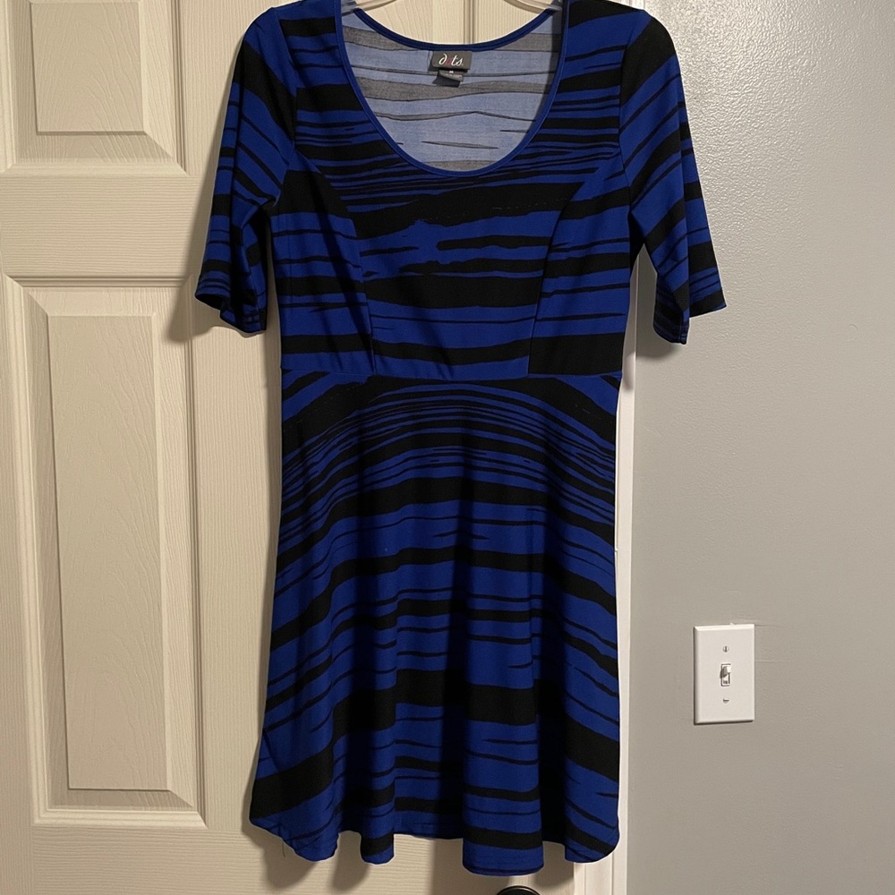 Dots dress, size medium